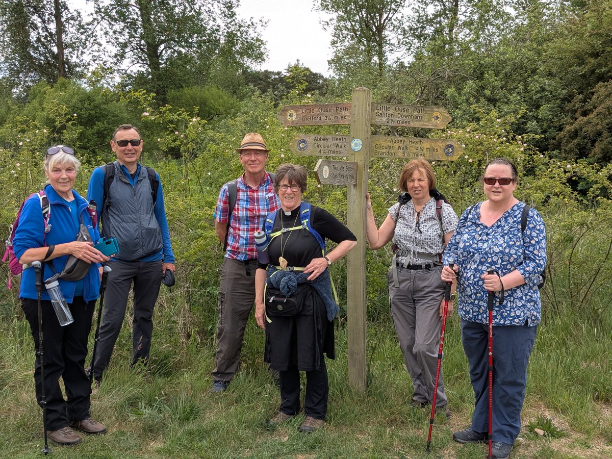 stedscath's tweet image. A big thank you to those who joined us last month for our St Edmund bus and walk pilgrimage. The 9 mile journey from Thetford to St Helen’s Holy Well, and on to Brandon was enjoyed by all!