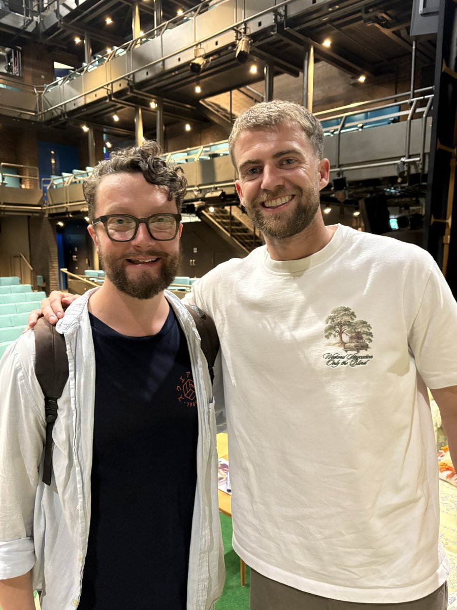 deansmith7's tweet image. Unbelievable to have Patrick Bamford at last nights #ThroughItAllTogether!
He’s looking pretty swoll bro 💪