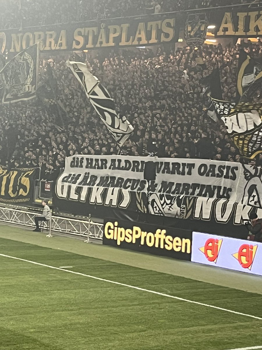 ÅHVIEGNAGET tweet media