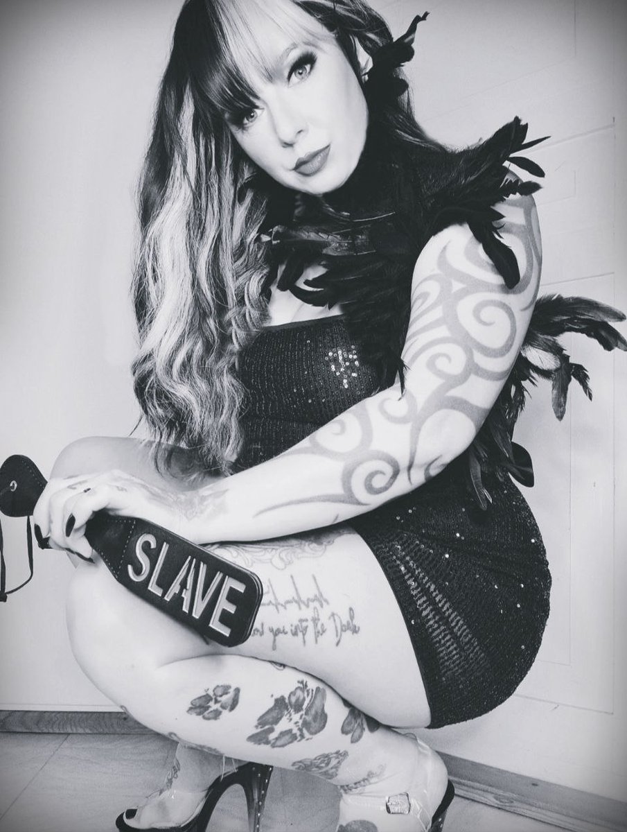 ❌Wenn du "Ja" sagst sei dir bewusst das ein "Nein" nicht mehr notwendig ist.👇🏻🧎🏻‍♂️❌
#herrin #realdomina #sklavenstall #sklavenerziehung #sadist #psydom #femdom #findom #kontrolle #macht #disziplin #dominanz