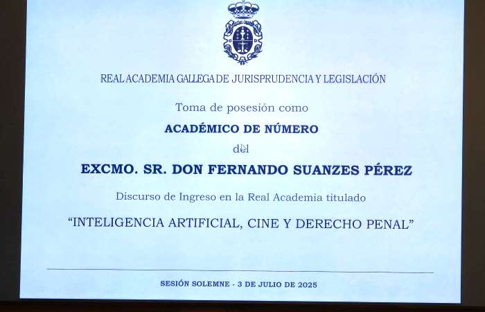 El Colegio, representado por su presidente José Lage Cerviño, estuvo presente en el ingreso de Fernando Suanzes, fiscal superior de Galicia, como académico de número en la RAGJYL. Su discurso abordó IA, cine y derecho penal.
 🔗 graduadossociales.org/es/noticias/el…