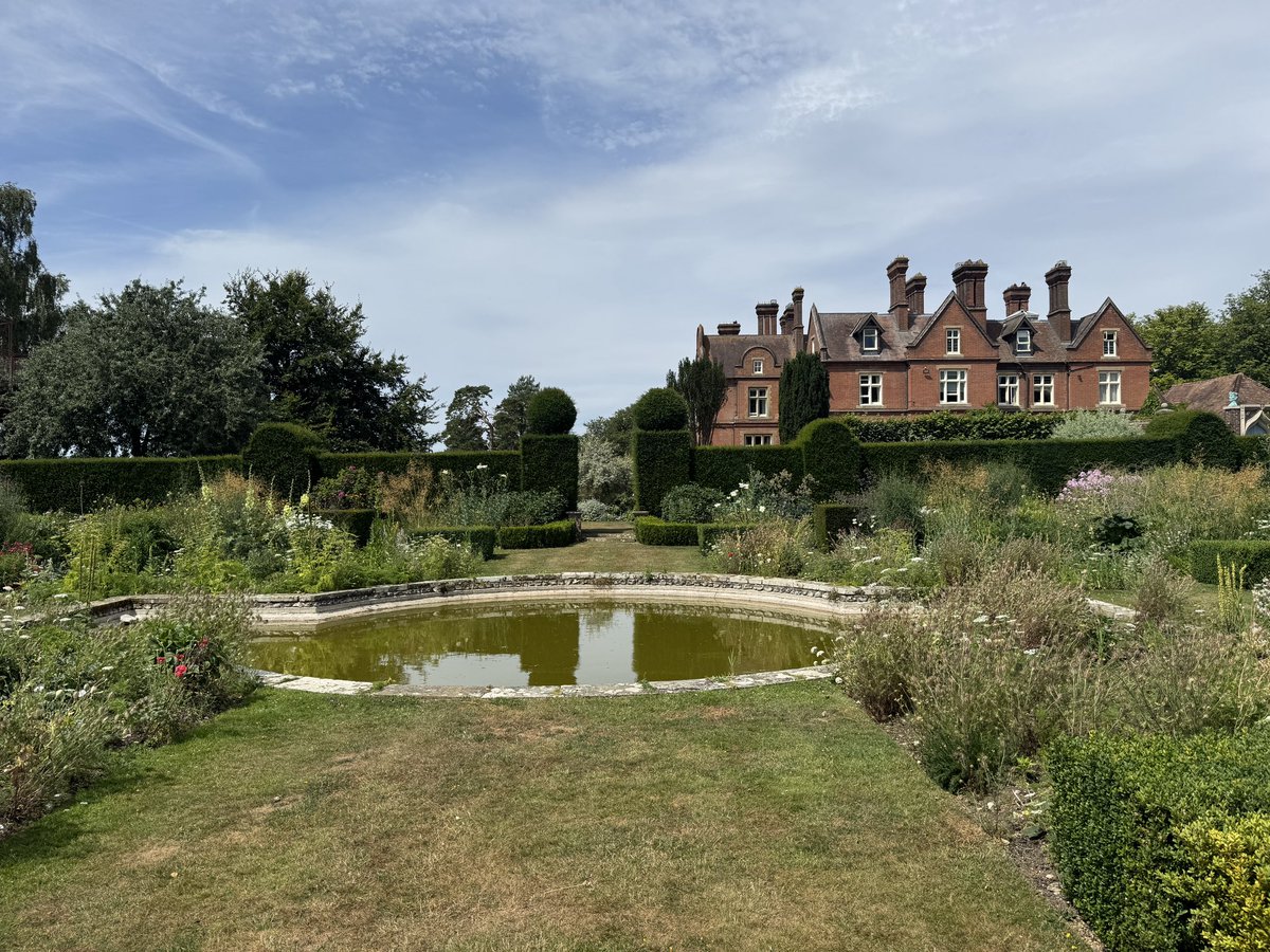 David Samuel (@davidhsamuel) on Twitter photo Visited <a href="/dodplacegdns/">Doddington Place</a> today, 10 acres of gardens in the beautiful Kent countryside near #Faversham. doddingtongplacegardens.co.uk . Truly stunning and a must see if you are in the area. Visited <a href="/dodplacegdns/">Doddington Place</a> today, 10 acres of gardens in the beautiful Kent countryside near #Faversham. doddingtongplacegardens.co.uk . Truly stunning and a must see if you are in the area.