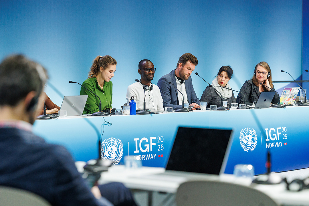 IMSforfreemedia's tweet image. #IGF2025: IMS and partner organisations focused our discussions around the question: How can we centre people, human rights and trustworthy, locally anchored journalism in our digital spaces?
Read all about it here: mediasupport.org/news/ims-at-ig…
Photo: IGF/Kilian Munch
