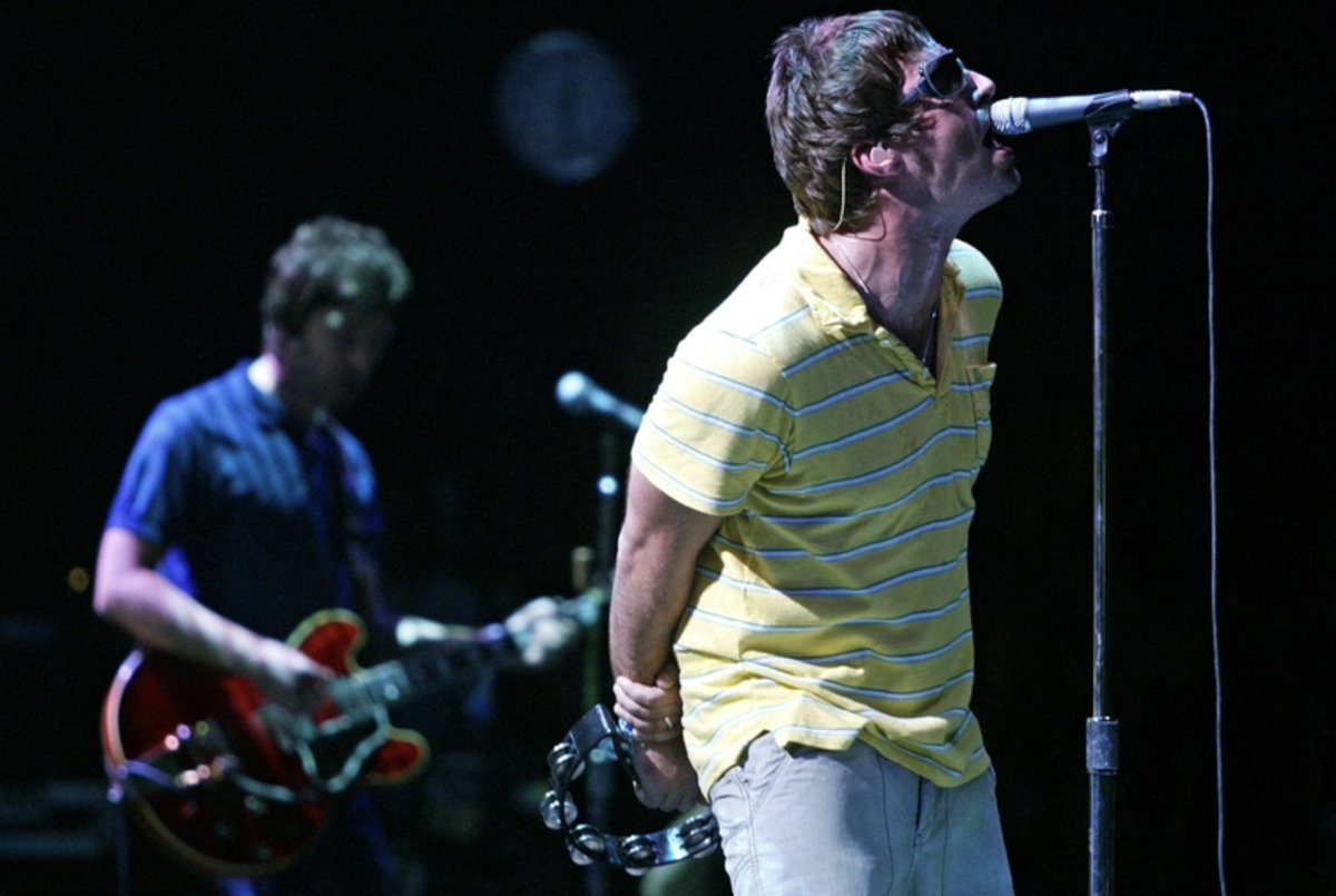 🎸 Oasis is back! After nearly 16 years, the iconic Britpop band kicked off their Live ’25 reunion tour in Cardiff, reuniting Liam and Noel Gallagher on stage. 

Get the full story on our website: algoafm.co.za/entertainment/…