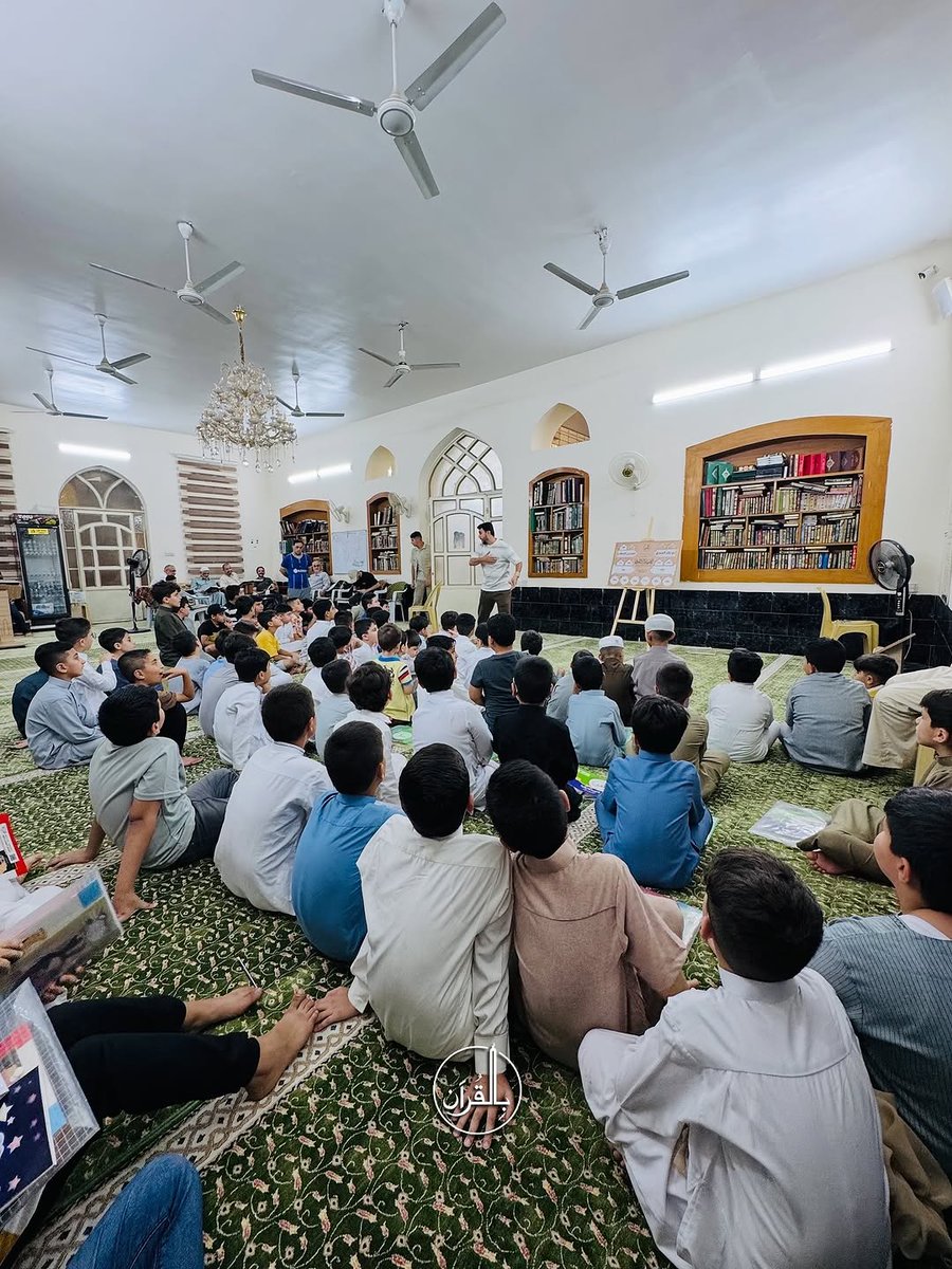 هنا تُصقل الأرواح، وتُنقش الآيات في القلوب الغضّة، دورات القرآن ليست وقتًا يُقضى، بل عمرًا يُبنى.

منطقة السيدية - بغداد