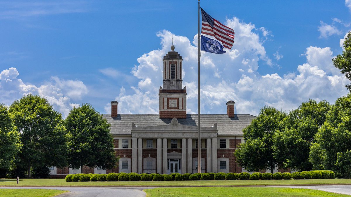 🇺🇸 Happy Fourth of July, Berry Alumni! 🇺🇸 

Wishing you a day filled with sunshine, celebration and gratitude for the freedoms we enjoy. Here’s to community, courage and the spirit that brings us together — today and always.

Have a safe and joyful Independence Day!