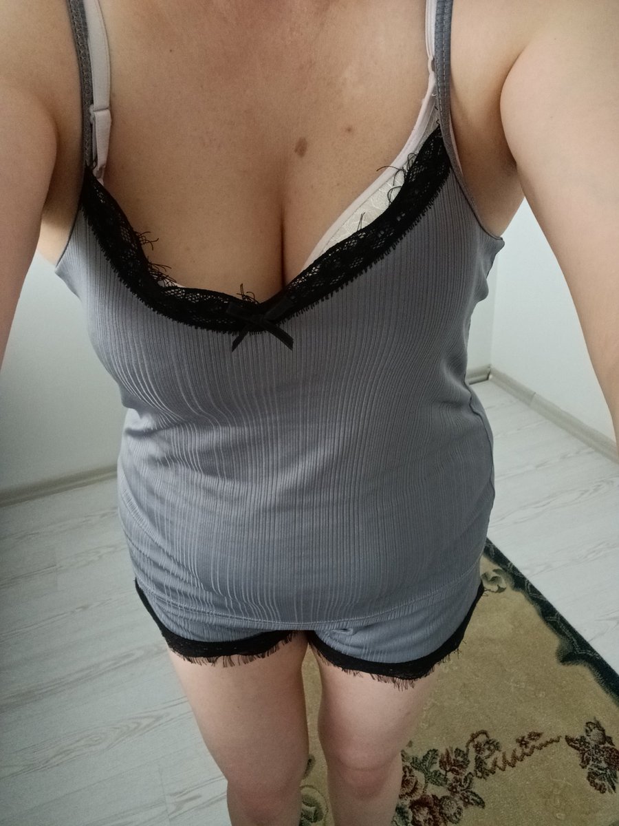 İyi günler yakışmış mı? Yorum istiyorum🥰🥰 😘