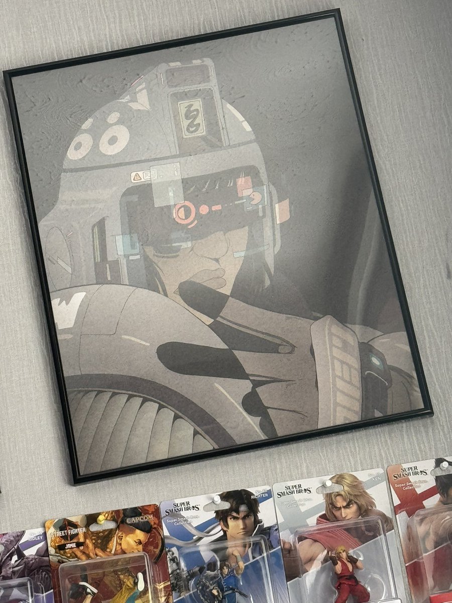 sbdesignworks's tweet image. Found some throwback @1SLES prints the other day so thought I might as well get some frames for them! If only I had the wall space for the rest of his stuff ha! 😅💪🏾
