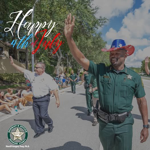 America’s glory and all its greatness wave under the banner of red, white and blue. Happy 4th of July! ￼🇺🇸
#IndependenceDay #happy4th #4thofJuly