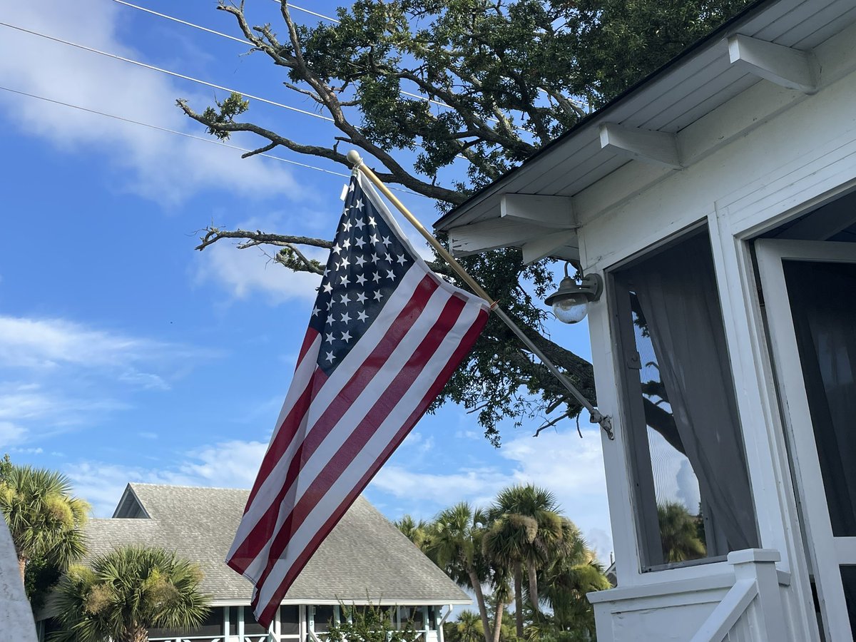 Wishing all a Happy 4th of July! <a href="/FootMiddle/">Turkey Foot Middle School</a> ❤️🖤 #1 Middle School