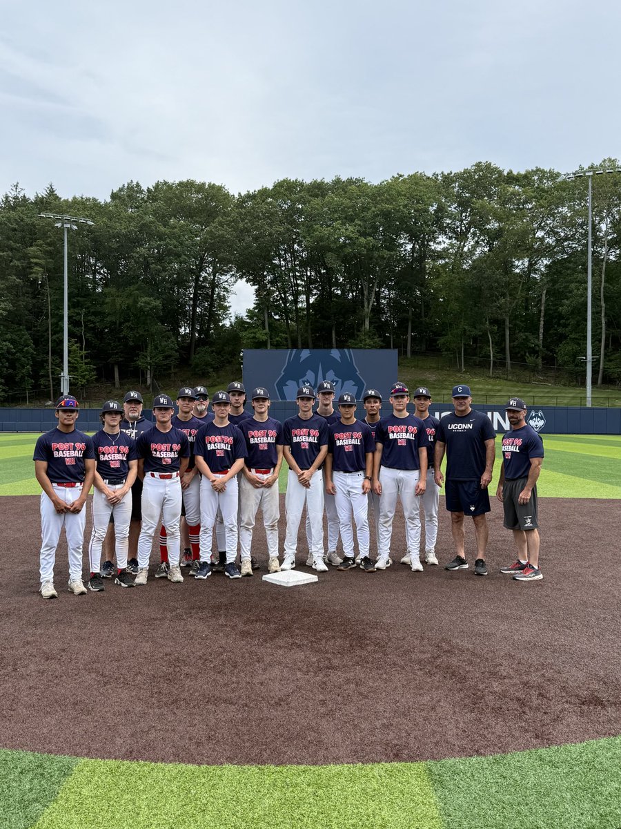 Post96BB's tweet image. 🏏⚾️ What an incredible day for West Hartford Post 96 Baseball! Our team had the amazing opportunity to spend the day at UConn's baseball camp, where we heard from the legendary Coach Penders!