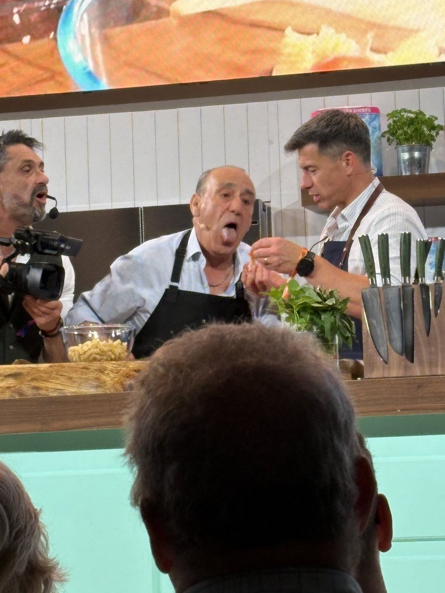mdhoward22's tweet photo. Nice picture of Genaro that I took at Good Food Live a couple of weeks back. Please feel free to use it on the show!  #SaturdayKitchen https://t.co/Jul2IzCl0w