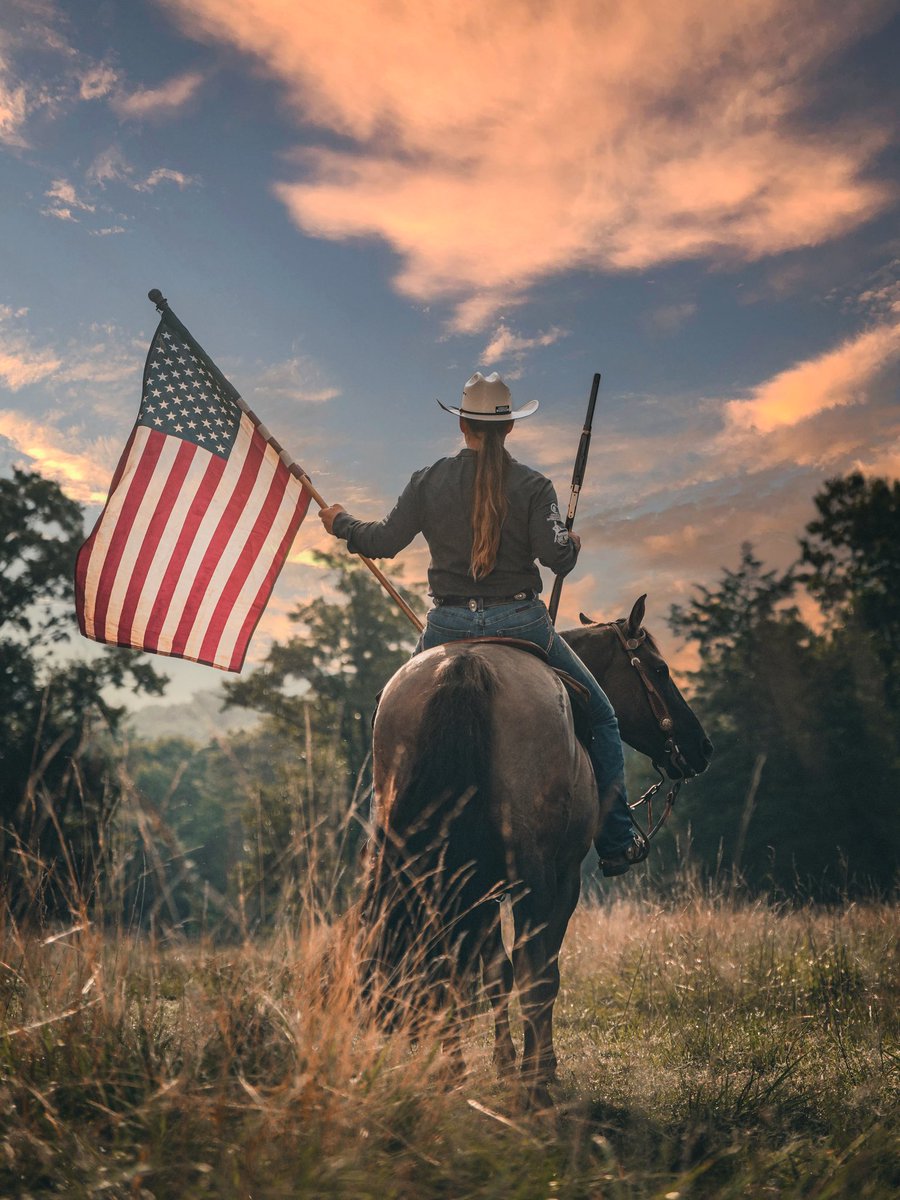 HenryRifles's tweet image. Freedom doesn’t pass itself down. Someone has to carry it. 🇺🇸
From all of us at Henry, Happy Independence Day!
#HenryUSA