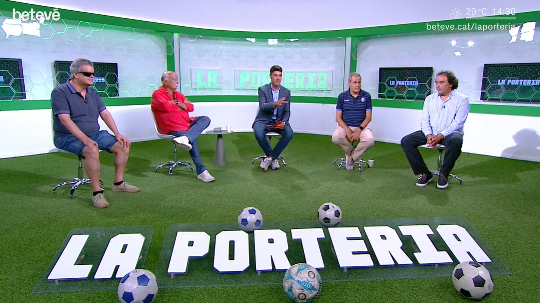 🔴 DIRECTE: Comença #LaPorteria ‼️

👉 <a href="/marcmarba/">Marc Marbà</a> 
👉 <a href="/E_SanchezMolina/">Eugeni Sánchez</a>
👉 <a href="/Elwood_White/">Jordi Blanco Duch</a> 
👉 <a href="/JordiPons_/">Jordi Pons Salas</a> 
👉 Quique Guasch

📲 beteve.cat/en-directe/