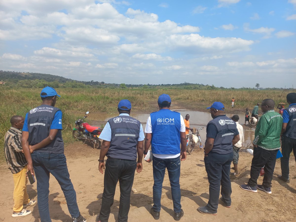 IOM Burundi 🇺🇳 (@iomburundi) on Twitter photo Yesterday, IOM 🇧🇮 & @WHOBurundi carried out a joint mission to Ngomante PoE in <a href="/RutanaProvince/">Province Rutana</a> to assess surveillance capacity for vaccine-preventable diseases, following measles cases in the area, supporting efforts to protect mobile populations in cross-border settings. 🙏<a href="/gavi/">Gavi, the Vaccine Alliance</a> Yesterday, IOM 🇧🇮 & @WHOBurundi carried out a joint mission to Ngomante PoE in <a href="/RutanaProvince/">Province Rutana</a> to assess surveillance capacity for vaccine-preventable diseases, following measles cases in the area, supporting efforts to protect mobile populations in cross-border settings. 🙏<a href="/gavi/">Gavi, the Vaccine Alliance</a>