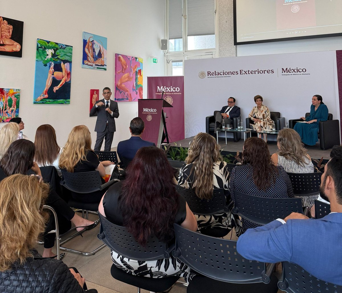 Gran delegación mexicana para la 2025 Global Summit of Women en Berlín. Gracias a Patricia Espinosa T. <a href="/pespinosat/">Patricia Espinosa T</a> por su liderazgo y compromiso. ¡México está muy bien representado! <a href="/SRE_mx/">Relaciones Exteriores</a> #GSW2025