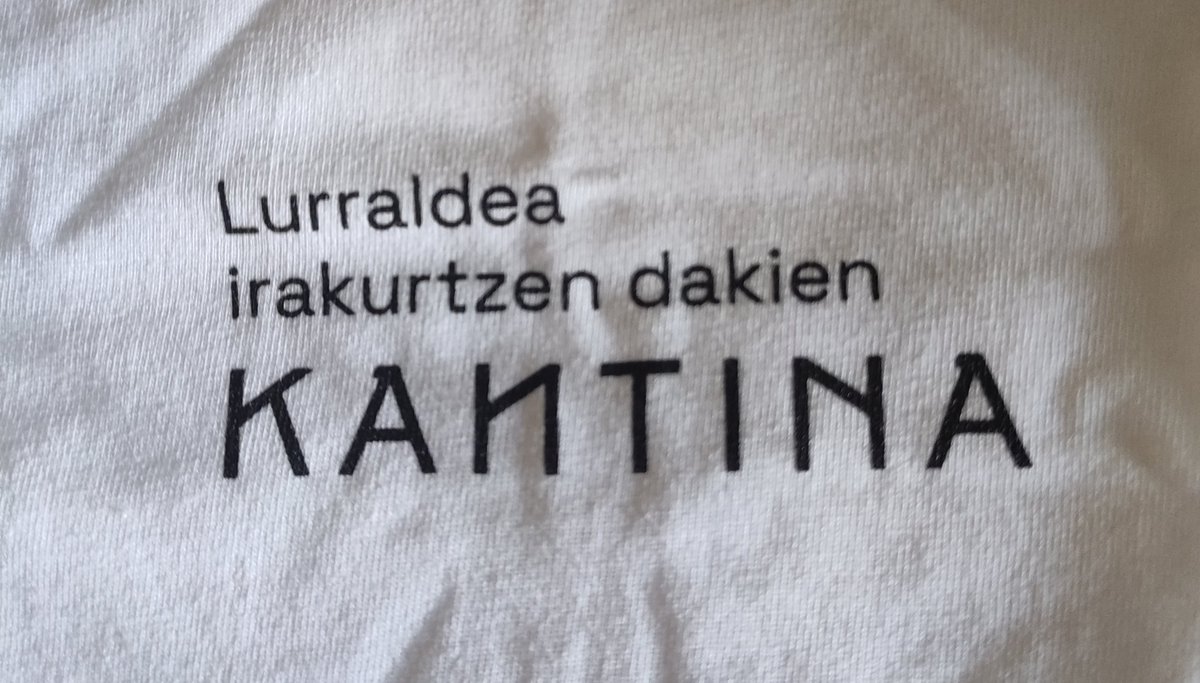 katakrak kantina (@kantinakatakrak) on Twitter photo Oso gutxi falta da jada!
Gu prest gaude, zuek?
Etorri gure eskeintza gozatzera: herriarentzat, herriarekin!
<a href="/katakrak54/">katakrak liburuak</a> Oso gutxi falta da jada!
Gu prest gaude, zuek?
Etorri gure eskeintza gozatzera: herriarentzat, herriarekin!
<a href="/katakrak54/">katakrak liburuak</a>
