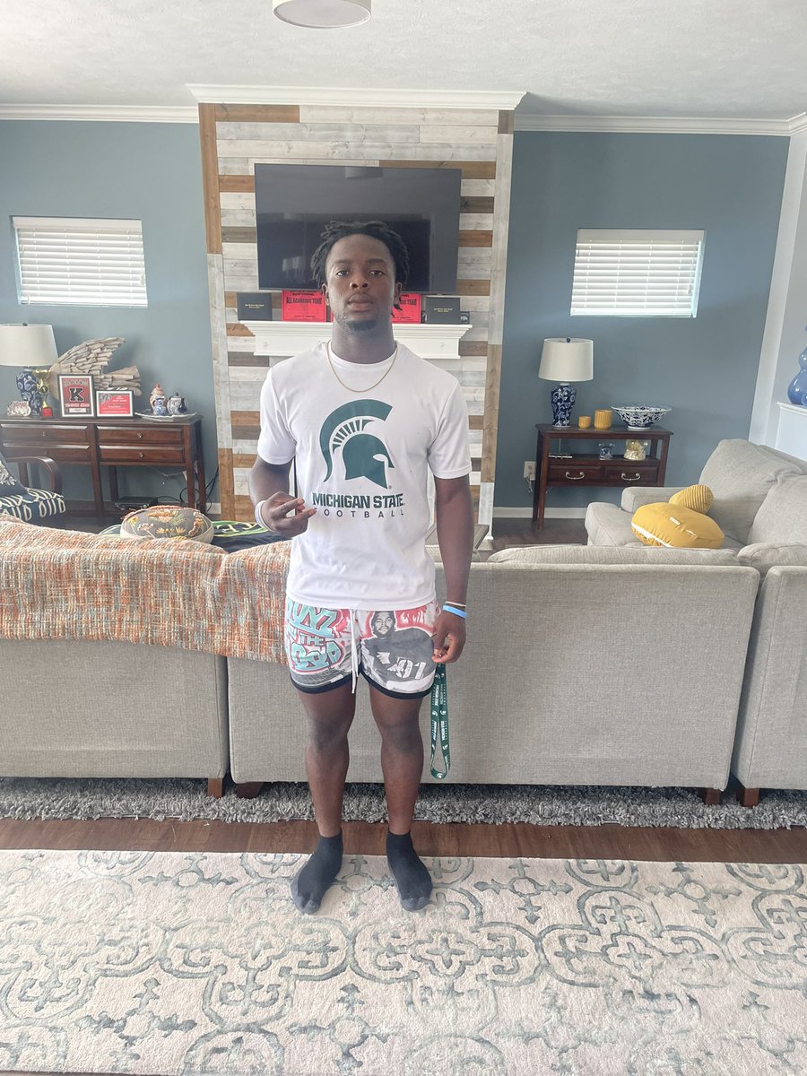 Appreciate the graphic <a href="/Coach_Gordon20/">Chris Gordon</a> and  <a href="/MSUFBRecruiting/">Spartan Recruiting</a>🔥🔥 Happy 4th of July spartan nation🟢⚪️ <a href="/JA_Adams06/">James Adams</a> <a href="/MSU_Football/">Michigan State Football</a> <a href="/MSU_FBRecruits/">MSU Football Recruiting</a> <a href="/douglass_elijah/">Elijah Douglass</a> <a href="/Coach_Smith/">Jonathan Smith</a> <a href="/MalikGill5/">Malik Gill</a> <a href="/ryanobleness/">Ryan O'Bleness</a> <a href="/StephConn5/">Stephen Conneely</a> <a href="/AllenTrieu/">Allen Trieu</a> <a href="/PrepRedzoneMI/">Prep Redzone Michigan</a> <a href="/AllenTrieu/">Allen Trieu</a>