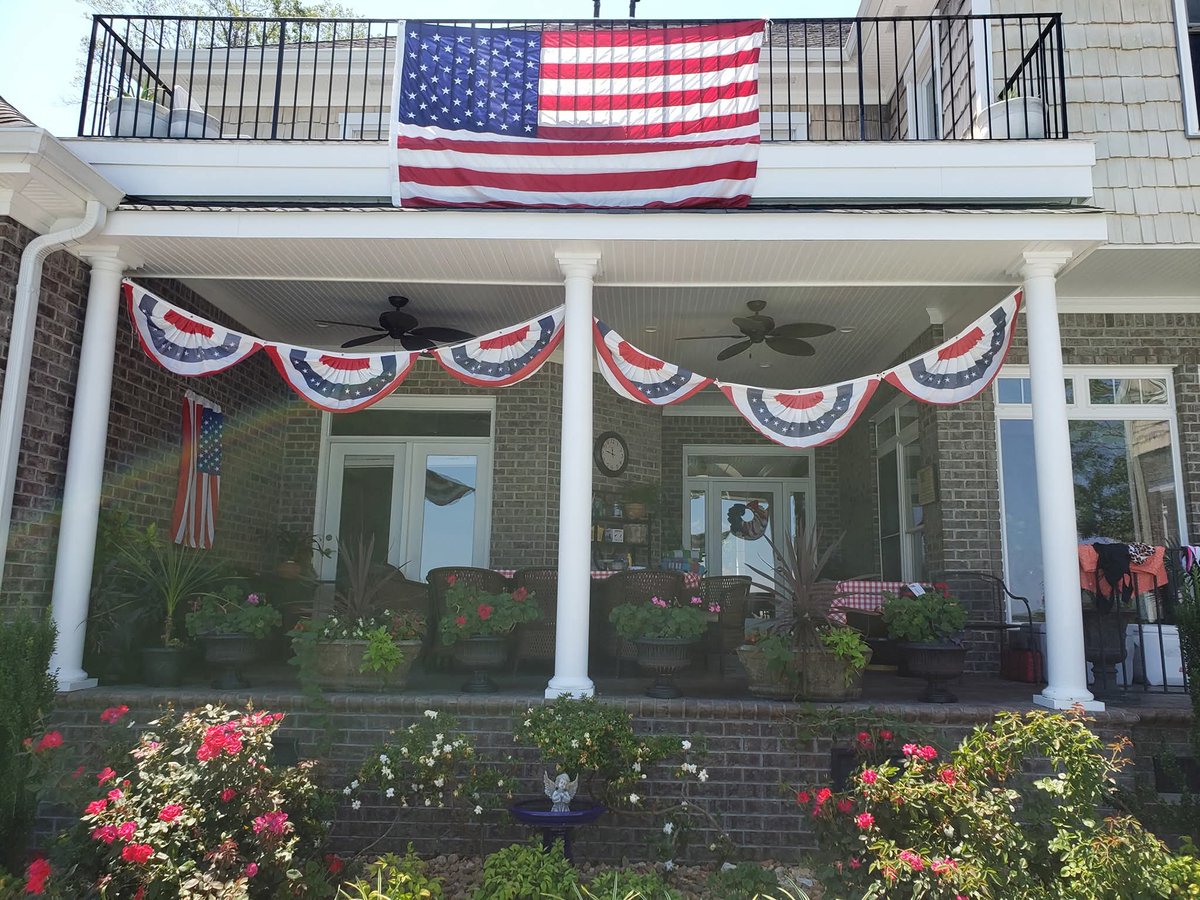 JohnPMotta's tweet image. From our house to yours...Wishing you a safe and #Happy4thofJuly! Remember our service men and women, without them, we would not be celebrating our freedoms!