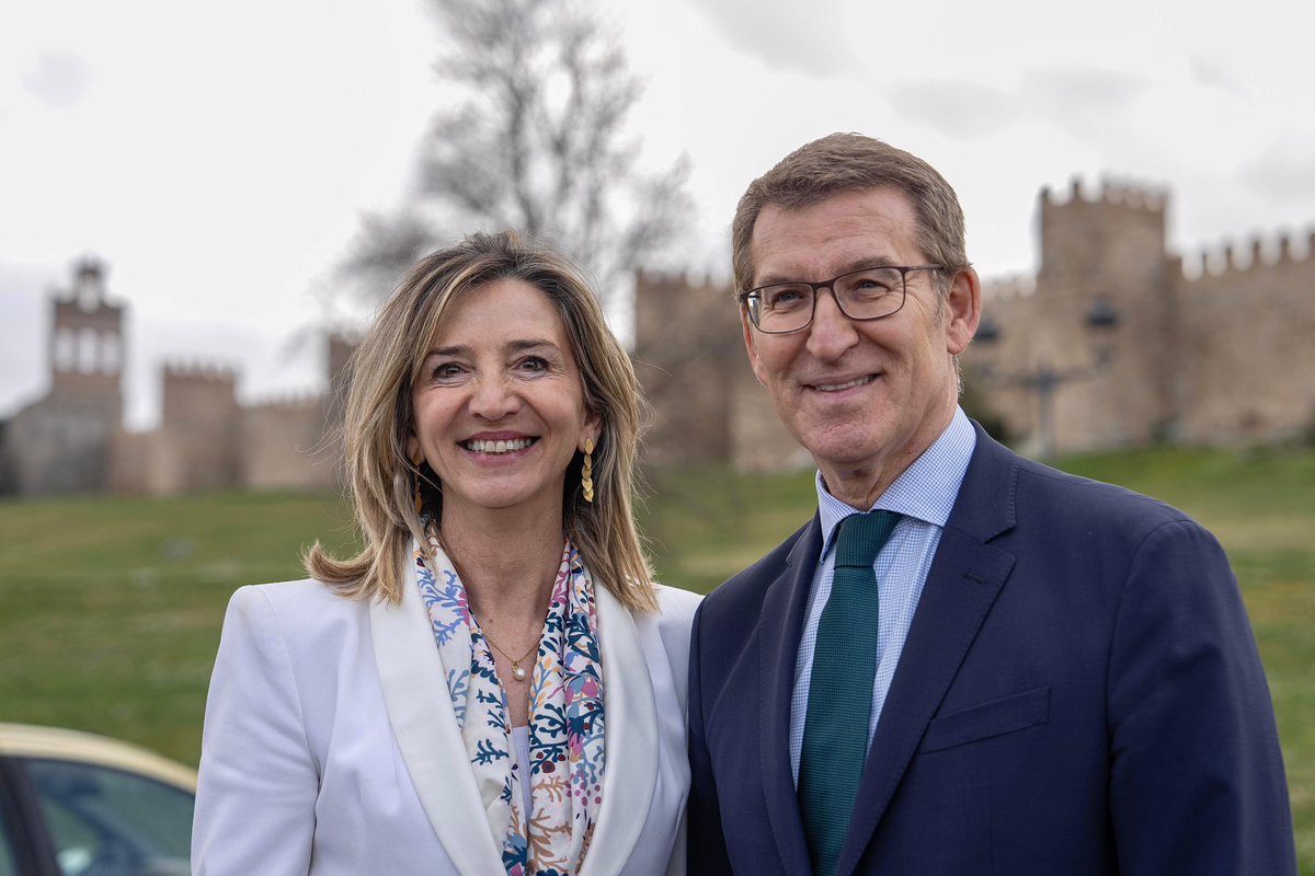 Gracias, <a href="/NunezFeijoo/">Alberto Núñez Feijóo</a> por tu confianza. Es un honor continuar siendo portavoz del <a href="/PPSenado/">PP Senado</a>. 

Los 145 senadores del <a href="/ppopular/">Partido Popular</a> seguiremos comprometidos en la defensa del Estado de Derecho y la democracia, impulsando las políticas que España necesita.

España necesita un Gobierno