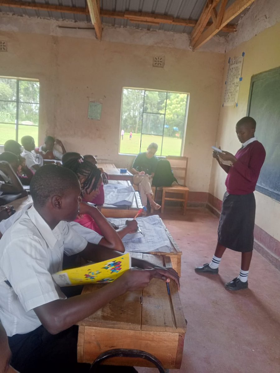 kcwepkenya's tweet image. Today at Chevoso JSS, we explored #PowerWithin, #PowerWith &amp;amp; #PowerOver with the Child Rights Club where we  building children’s #confidence, #teamwork &amp;amp; #understanding of fairness — shaping bold advocates for tomorrow! 
 #ChildRights 
#FutureLeaders