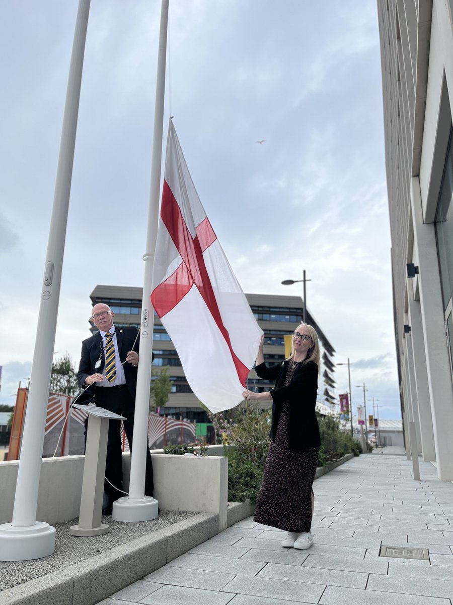 Good luck to the Lionesses in the Women's Euros  - Deputy Leader Kelly Chequer raising St George's Cross at City Hall.
She said: 'As they defend their title, we’re flying the flag to show our support, recognise all the talent that’s in the team and wish them the very best.'