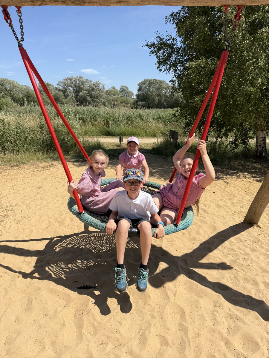 Overstone Primary School tweet media