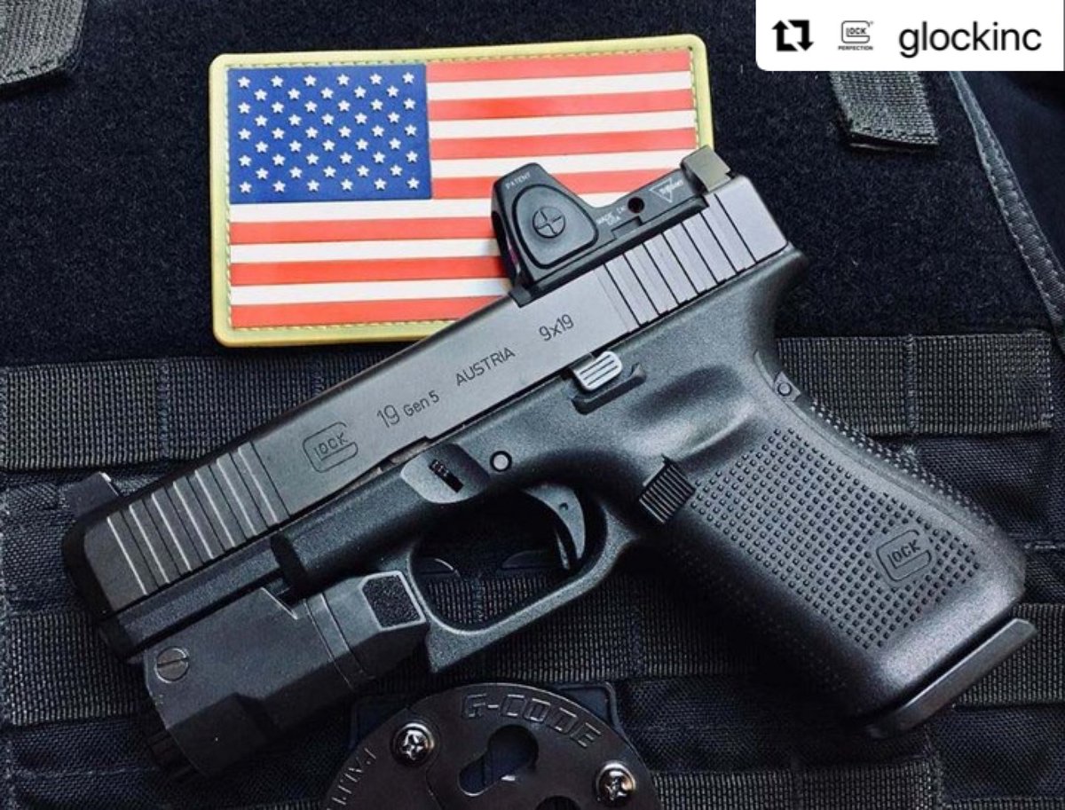 Firme saludo al espíritu
libre de EE.UU. 🇺🇸

Happy Independence Day, USA! 🗽

#armunal  #glockpanama 
#Happy4thOfJuly
#4thOfJuly