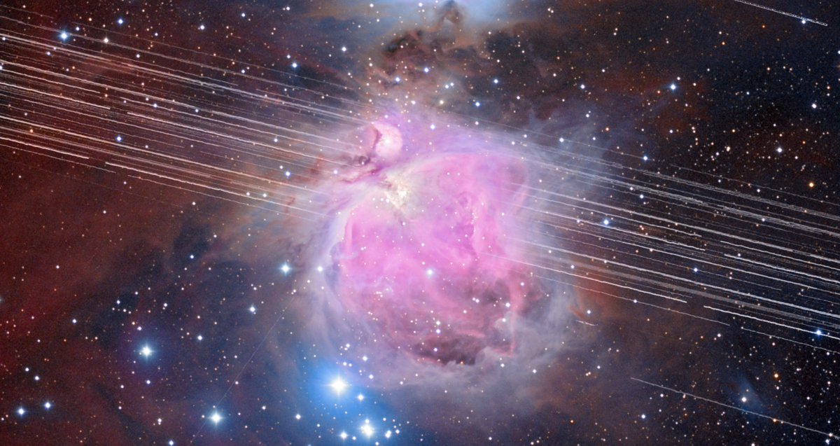 AstroSpace.it (@astrospacei) on Twitter photo Le centinaia di luci che affollano il cielo ogni notte sono #satelliti artificiali, e stanno cambiando per sempre il volto del cielo notturno. Secondo un nuovo studio dell’ <a href="/IAU_org/">International Astronomical Union (IAU)</a>, la maggior parte di essi è troppo luminosa, e supera i limiti di sicurezza per la #ricerca Le centinaia di luci che affollano il cielo ogni notte sono #satelliti artificiali, e stanno cambiando per sempre il volto del cielo notturno. Secondo un nuovo studio dell’ <a href="/IAU_org/">International Astronomical Union (IAU)</a>, la maggior parte di essi è troppo luminosa, e supera i limiti di sicurezza per la #ricerca