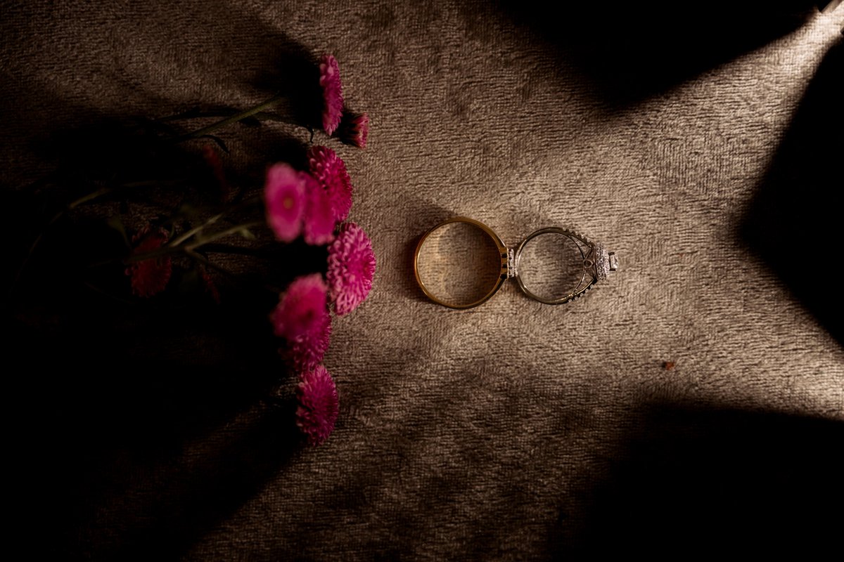 Soft blooms. Shifting light. And a stillness only fine jewelry can hold
Through the lens of #NikonCreator Basudev Films
Nikon Z 9, NIKKOR Z 24-70mm f/2.8 S
For information on products, offers and more, visit nikon.co.in
#Nikon #NikonIndia #NIKKOR #NikonZ9 #Unstoppable