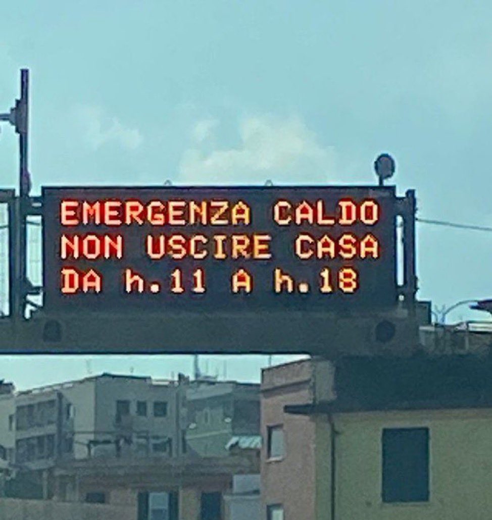 Ma al mare si può andare o si viene braccati con droni più elicottero?