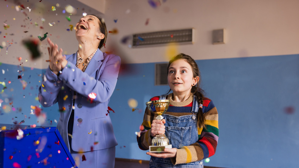 🎞️ Pouze čtyři projekty byly vybrány do kategorie Work in Progress v rámci 9. mezinárodního koprodukčního fóra Young Horizons, které se koná v polské Varšavě. Mezi nimi je i připravovaná druhá řada dětského seriálu České televize Elin supertajný deník 2.

📲 První řadu oblíbeného