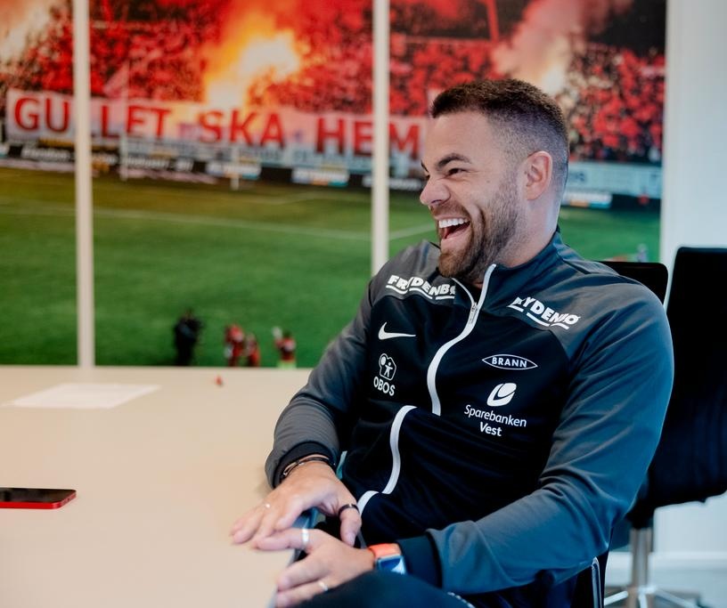 Takk for strålende jobb, Martin. 

Og TAKK for eventyret i Barcelona. 

Lykke til i Tottenham! 

Bamseklems ❤️🔥

Foto: P. Amundsen