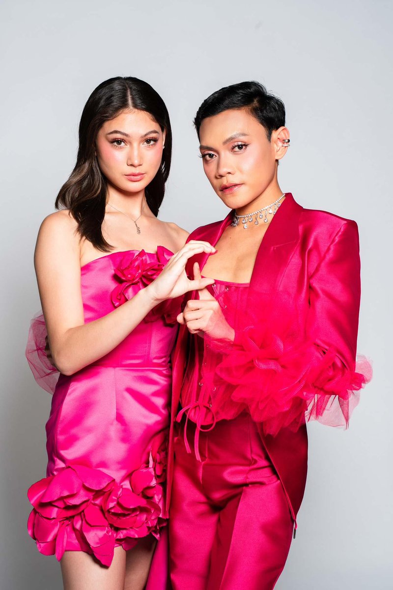 bresnyrpics's tweet photo. I HAVE NO WORDS EXCEPT BBS CHARES ‼️ https://t.co/0bxsWM5PEm