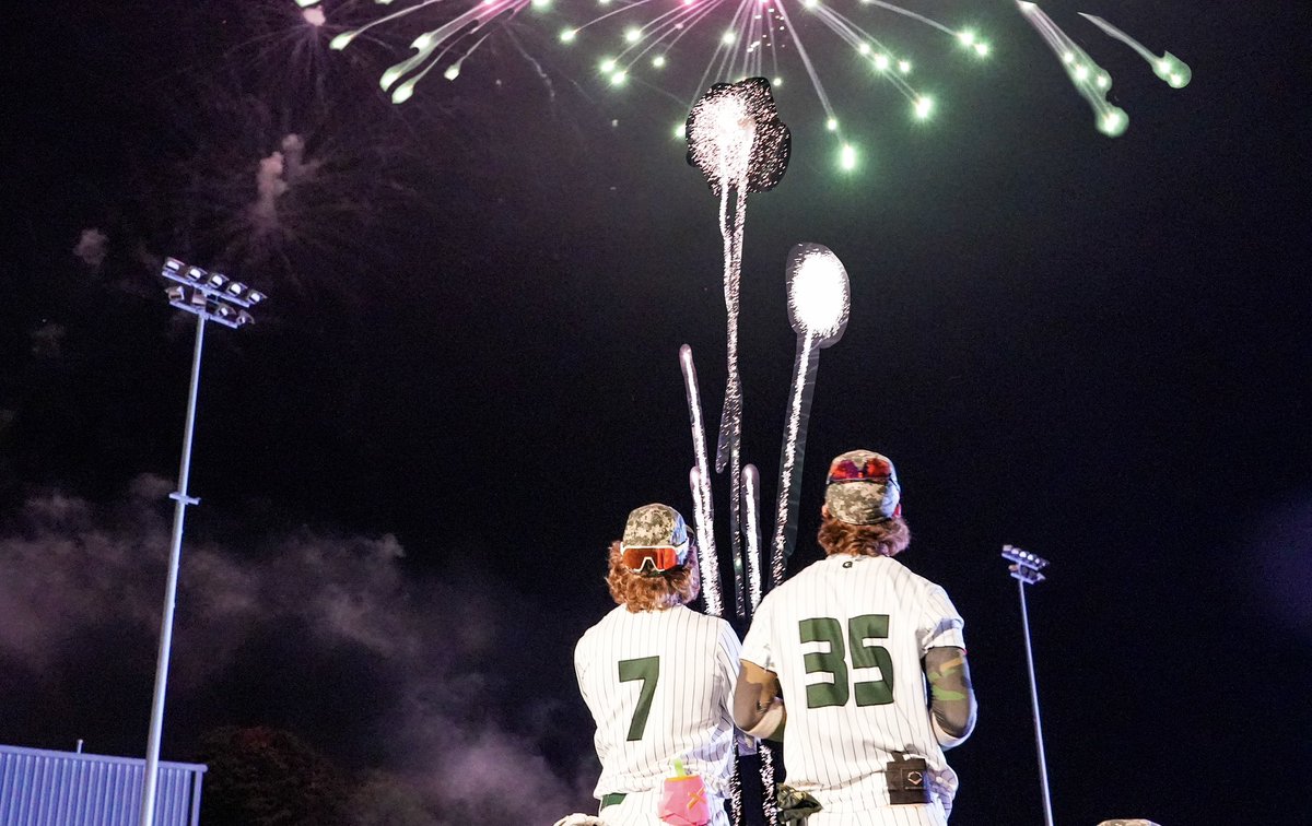 Happy Independence Day! 🇺🇸🇺🇸🇺🇸🇺🇸🇺🇸
#July4th #theGboys