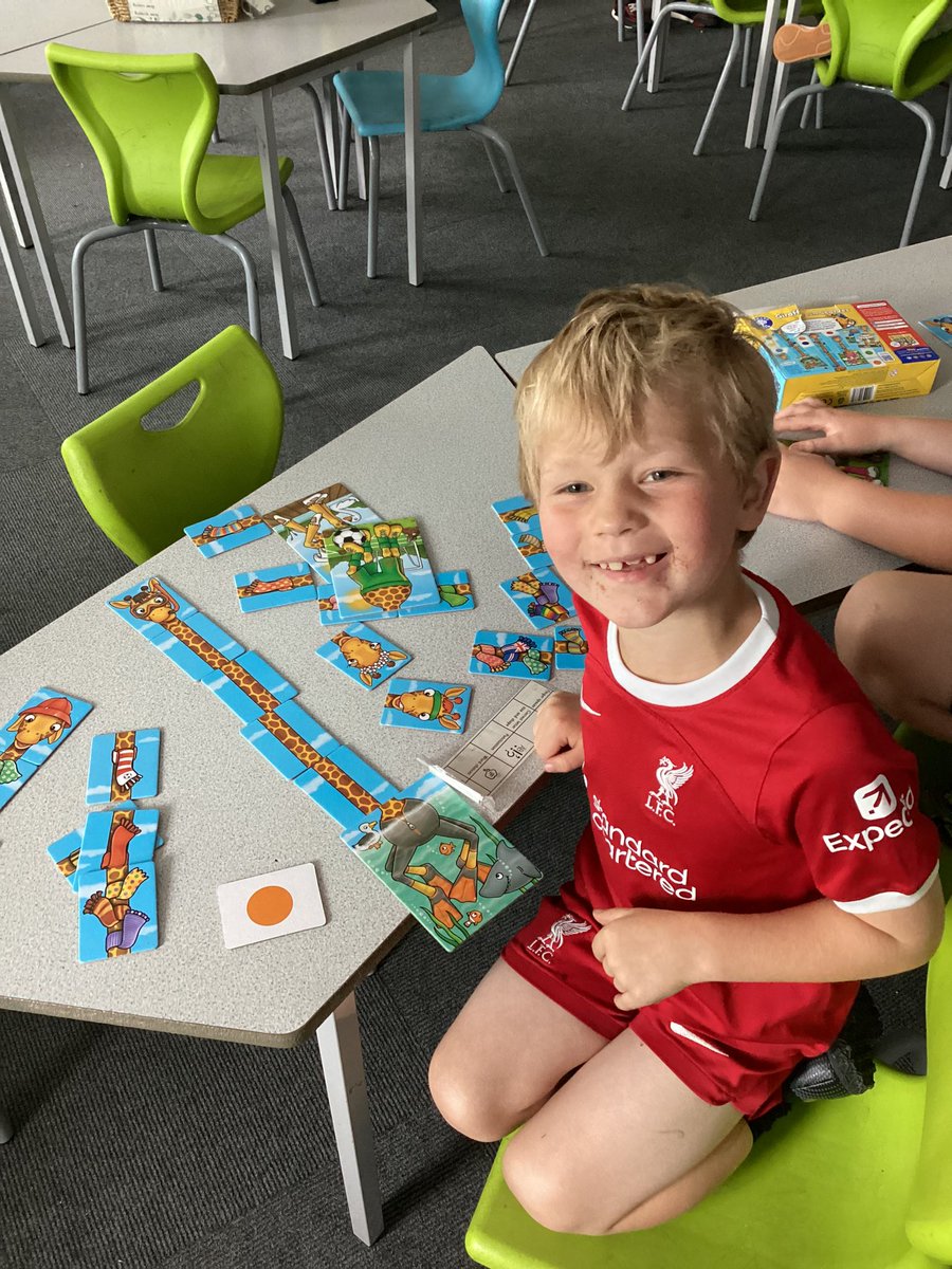 Dee Point Venus tweet media