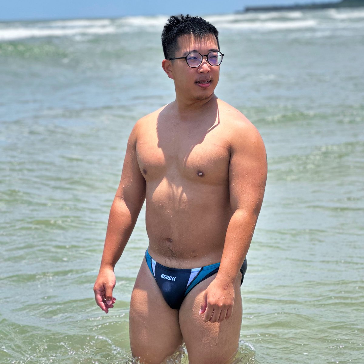 好想再去海邊玩🥺