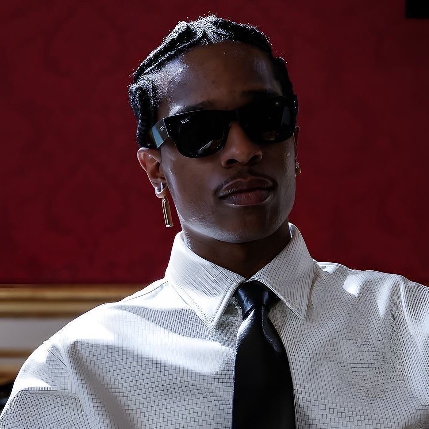 ASAP_ROCKY_Frr's tweet image. Ian Connor à propos de « DON’T BE DUMB »…

« J’ai écouté l’album dans son entièreté et il est incroyable. Rocky est juste débile et indécis de fou, il veut trop faire un album parfait… »

On savait qu&apos;il voulait trop se perfectionner...