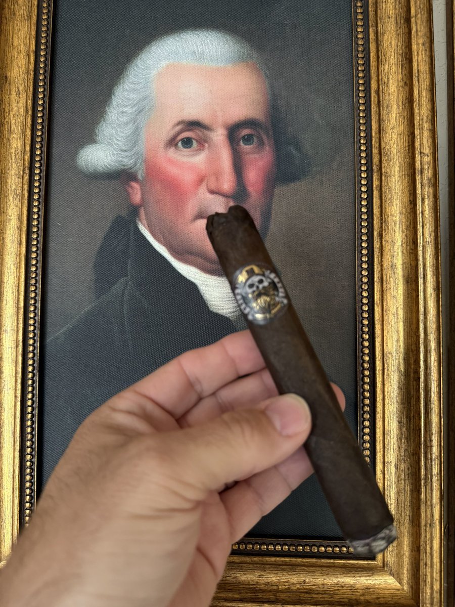 smokinsoundspod's tweet image. Happy Joey🌭🌭Chestnut Day, oh and Happy 4th of July 🇺🇸 #cigar #cigars #fyp #joeychestnut #4thofJuly #CelineBoyV #DiogoJota #ShowtimeAmats #HelpIzmir #Solana #artfight2025 #bac2025 #BLISS #FourthOfJuly #Jota #trending #public_Interest