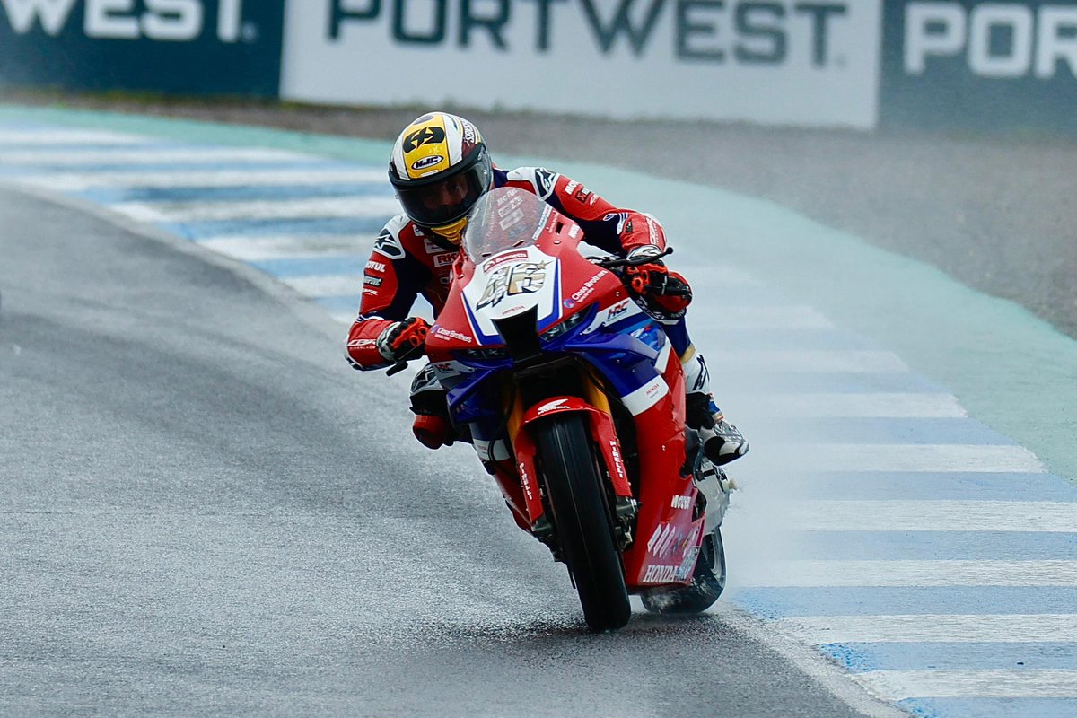 British Superbike Championship tweet media