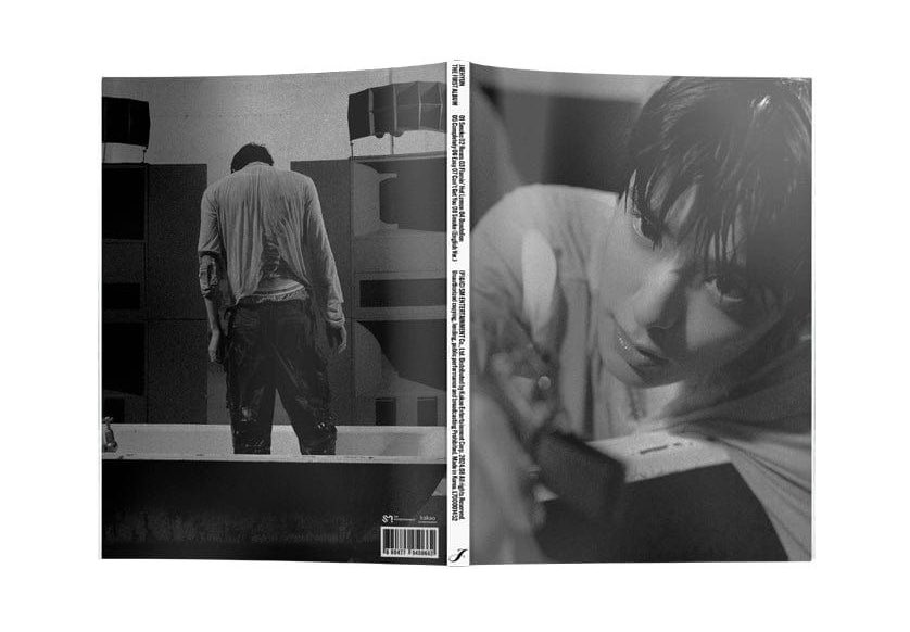 🥃📦 PAKEETTT 📦🥃

GIVEAWAY 2 album jaehyun J ver. (2 winners)

rules: 
-rt + like
-follow 
-rep anything for/about jh <3 

ends @  25.07.06 23:59❣️