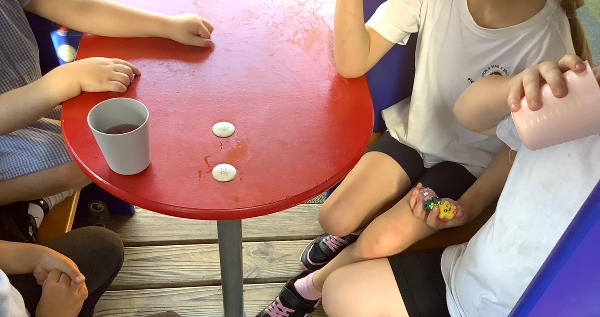 What lovely weather we have had this week! Minimax  have enjoyed socialising and watering our plants.