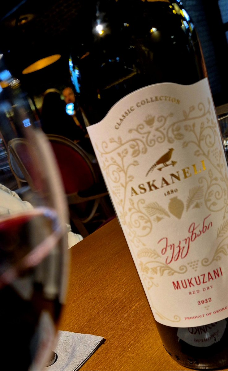 Post travel brekkie <a href="/MiamKitty/">Kitty Miam Miam</a>