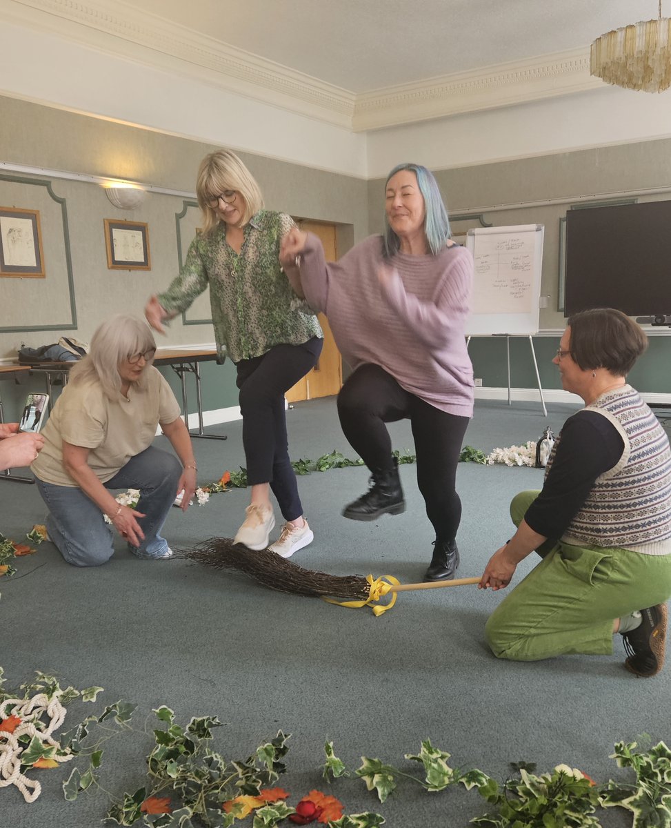 Looking for some CPD? 

Jump right in to the next 'Handfasting and other Spiritual Elements' course on Tuesday 14th October! 
NOCN Endorsed.

civilceremonies.co.uk/handfasting-co…

#celebrant #celebranttraining #ceremony #ceremonytraining #handfasting #spiritual