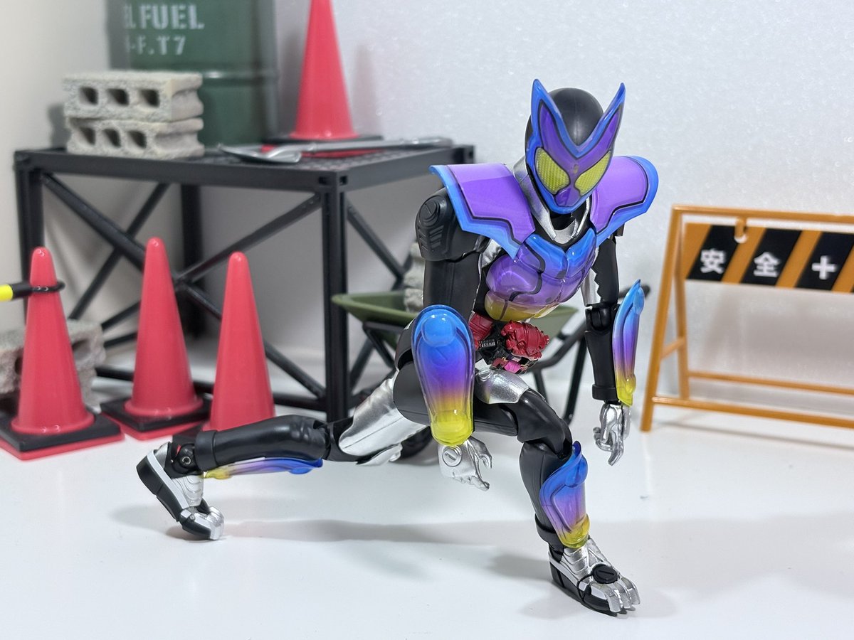 YOSHIRU_jp's tweet image. キック前ポーズ難しいけどコレが限界か