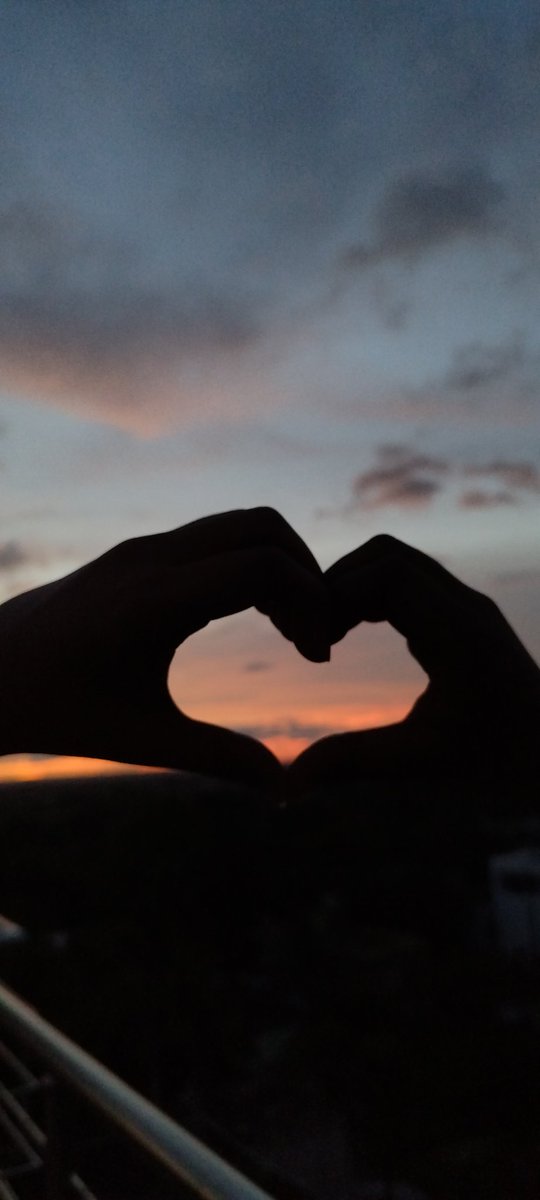 Nibratforce's tweet photo. She’s not just my sister, she’s my peace, my partner in every sunset moment.💫 Ei bondho ta jibon’er jonno, forever type er love. 🧡
#SisterLove #BhaiBon #SunsetVibes #HeartWithHands #EmotionalBond #ForeverWithSister #BangladeshiVibes #SiblingGoals #PureLove #NoFilterFeelings https://t.co/5vahuyVbCb
