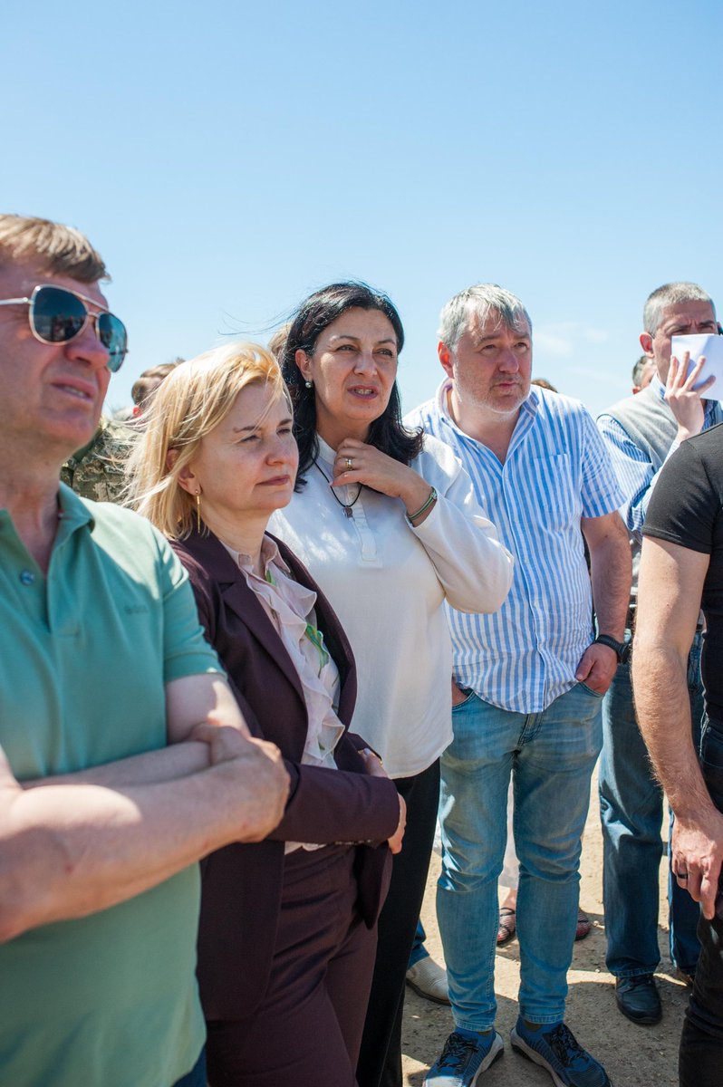 InaCoseru tweet media