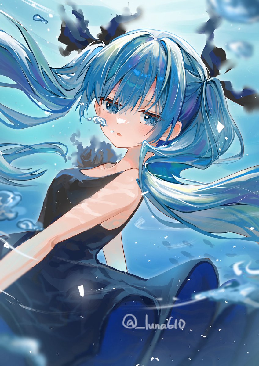 _luna610's tweet photo. ⬅️18歳                               20歳➡️ https://t.co/xwh3vnBK2E