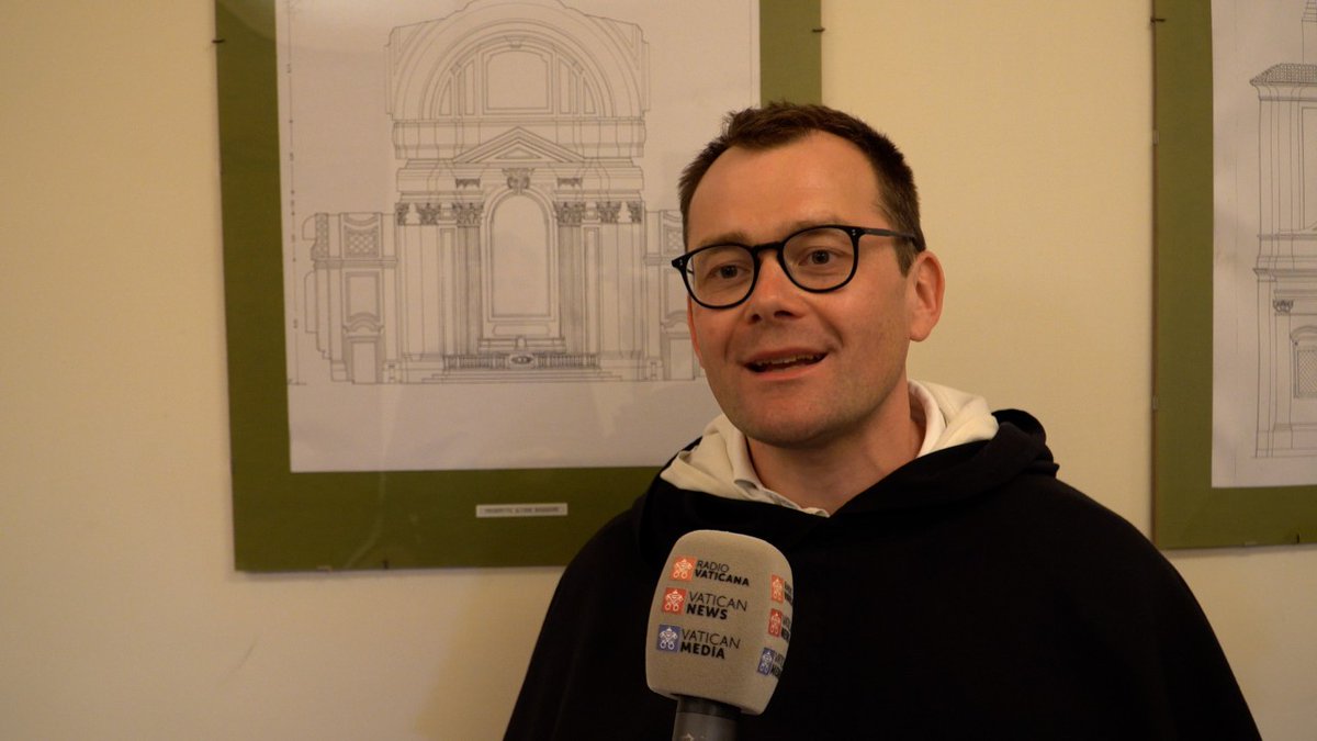 Leon XIV dał impuls, wierni odkrywają chorał gregoriański, modlitwę wszechczasów

➡️   tiny.pl/prz-t839