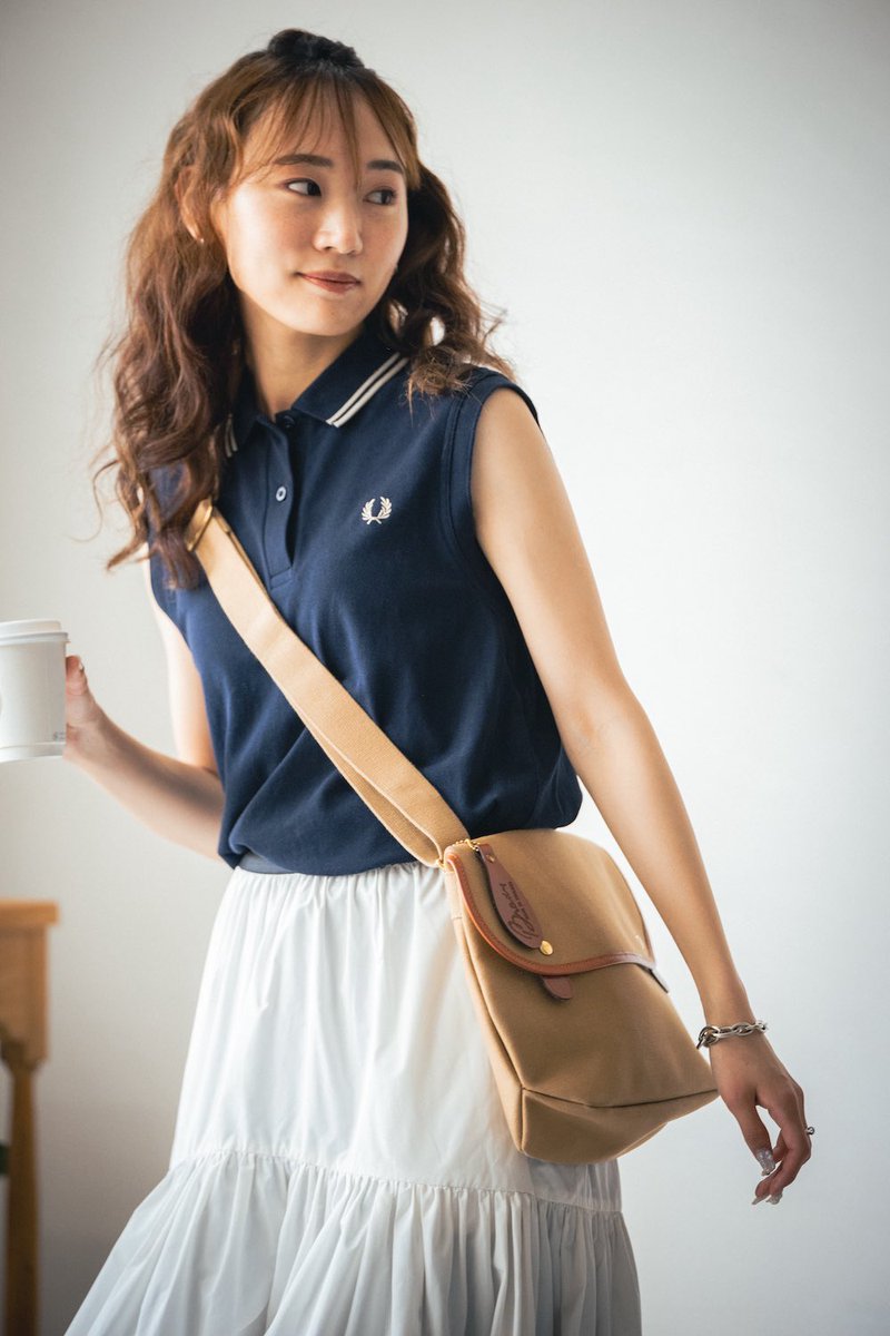 ポロシャツはノースリーブを選ぶと今っぽい！グッとシャープな印象に【FUDGE FRIEND おしゃれさんの毎日コーディネート vol.550｜UMI】
fudge.jp/fashion/friend…